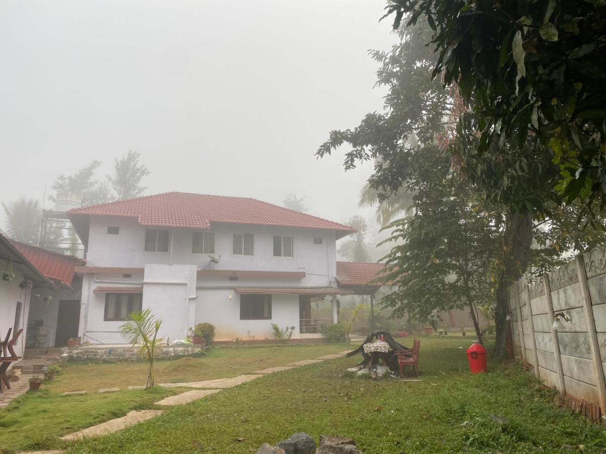 Greenhouse Homestay Siddāpur Esterno foto